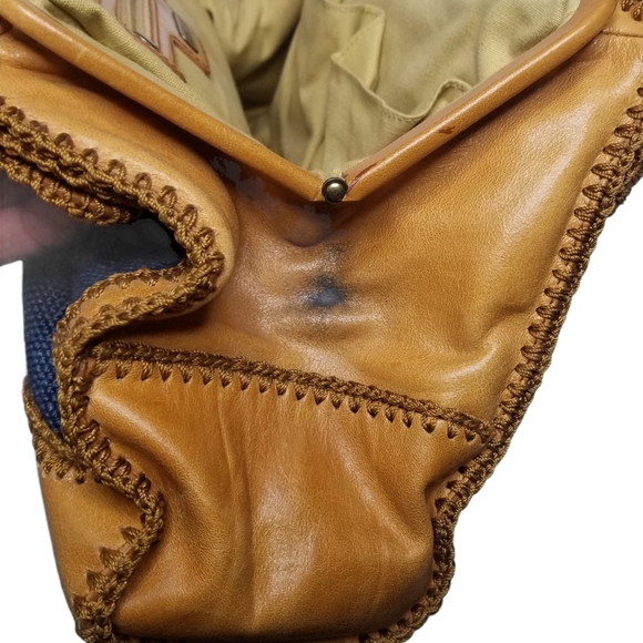 ISABELLA FIORE Sequine Handbag - Picture 12 of 12